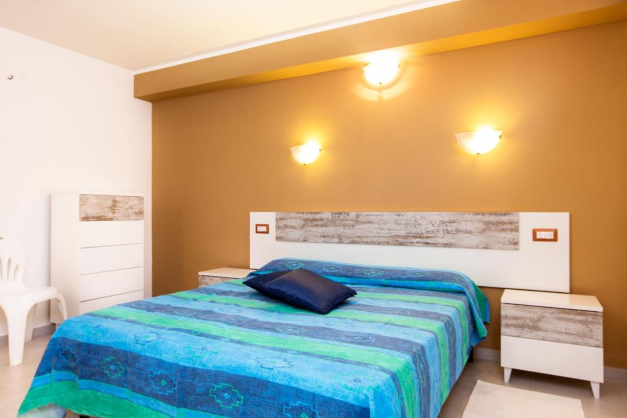 Вілла Villino Enzo 350 Mt Baia Di Porto Frailis Арбатакс Номер фото